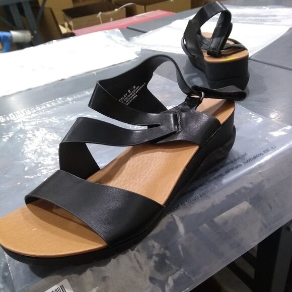 Baretraps Women's Black Caley Strappy Wedge Sandals Shoes 9.5 - Picture 1 of 2
